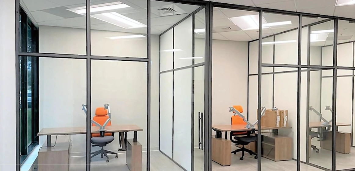 Mampara divisoria industrial de vidrio Serie A 105